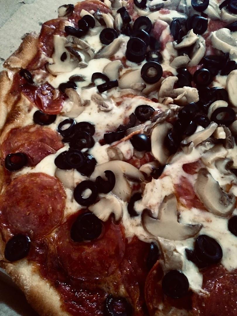 Royal Pizza